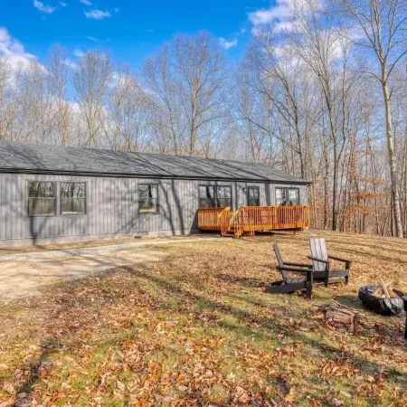 Buckingham Woods I Hocking Hills