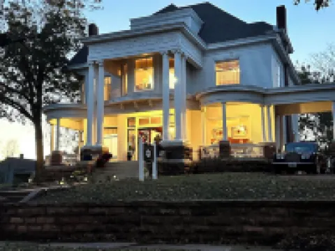 The Martha Dale at the Judges Chambers Hoteles en Guthrie