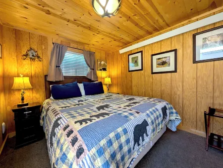 Yellowstone's Treasure Cabins Отели в г. Гардинер