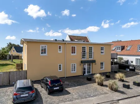 "Jördis" - 150m from the Sea