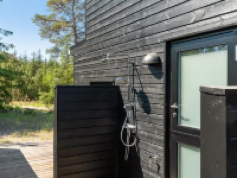 "Gunnor" - 1.3km from the Sea