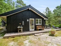 "Reinke" - 450m from the Sea