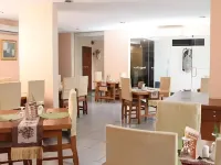 Jangga House Bed & Breakfast Hotel di Babura