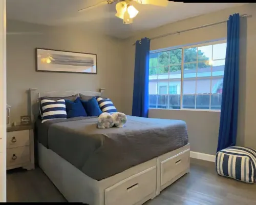 Gorgeous 2 bedroom 2 bath Near SoFI Hotels in South Gate