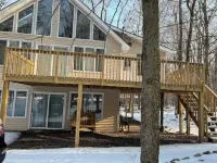 Quiet & Cozy Cabin in the Poconos Mntn w/Lots of Community Amneties Pet-Friendly