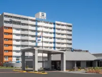 Holiday Inn Express DENVER CENTRAL - NORTH by IHG Hotels near The Source