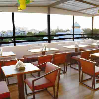 Lime Tree Hotels & Resorts Llp Dining/Meeting Rooms