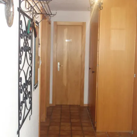 Cozy Apartment With Mountain Views Отели в г. Сьон