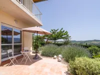 Villa in Limoux with Private Pool & Mountain Views Hotels in Limoux