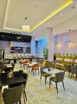 Reiz Continental Hotel - فطور