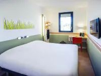 Ibis Budget Troyes Est Hotels in Clérey