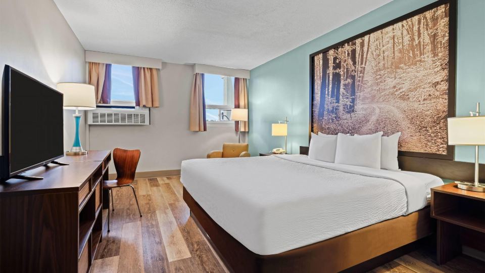 Super 8 by Wyndham Thunder Bay