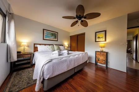 A Stunning One-Bedroom with Golf Course and Ocean View! Отели рядом с достопримечательностью «Waikoloa Dry Forest Initiative»