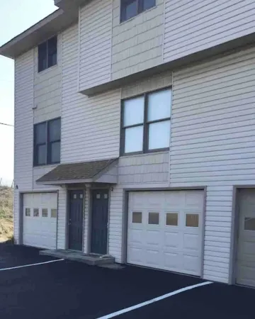 Superheat Retreat - Just 75 Step to the Beach. Breathtaking Ocean View.