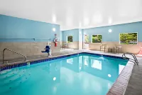 Holiday Inn Express & Suites TUMWATER - OLYMPIA by IHG - Pools