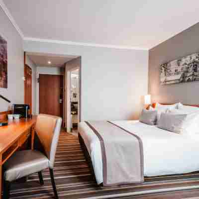 Leonardo Hotel Aachen Rooms