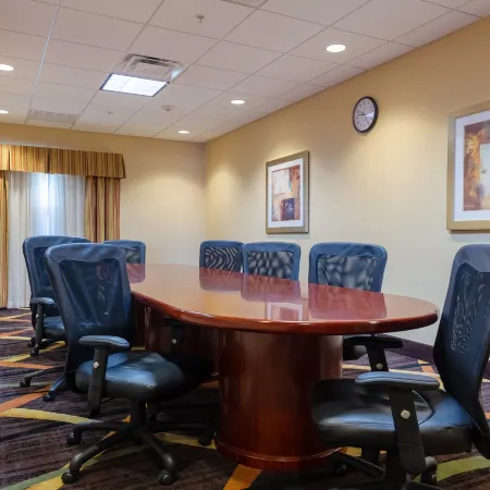 Hampton Inn Ringgold-Ft. Oglethorpe Отели в г. Катуса