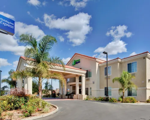 Holiday Inn Express DELANO HWY 99 by IHG Hotels in Delano