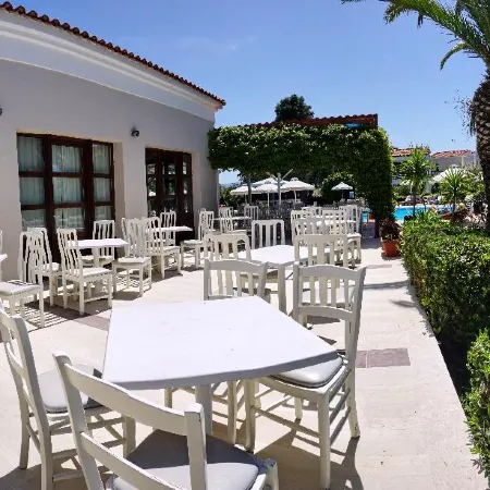 Pasiphae Hotel
