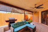 4 Mi to Dtwn: Cozy Couple's Haven w/ Patio in Mesa - شقق