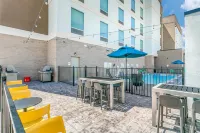 Home2 Suites by Hilton Coppell DFW Grapevine North - Pools