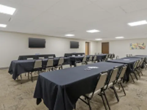 Executive Residency by Best Western Waterloo  Cedar Falls Hotels in Waterloo