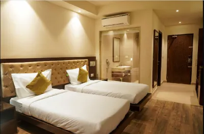 叢林之書度假村 SALKUMARHAT GATE, JALDAPARA FOREST SAFARI COUNTER附近的飯店