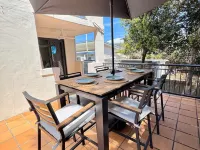 Beaches on Wave Street Hotels in Mermaid Beach