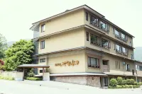 Hotel Yamabuki - avec sources thermales