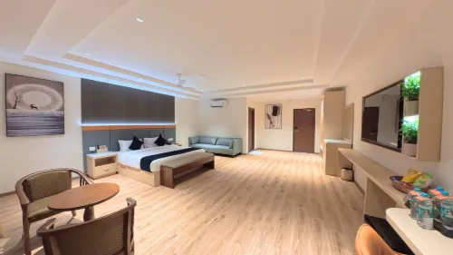 The Orange Hotel Gachibowli - 2 звезды