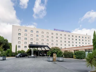 Hôtel Mercure Bordeaux Aéroport Auchan SUPERMARCHE MERIGNAC ROBINSON 주변 호텔