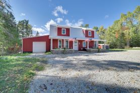 Hunt, Hike & Fish! Remote UP Cabin on Chubb Creek