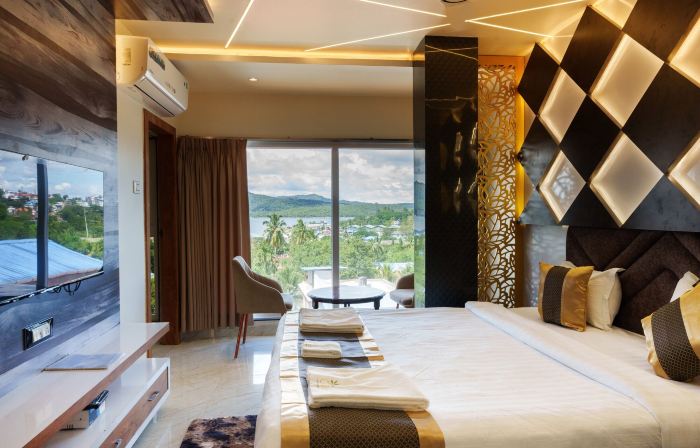 Olive Hotel and Suites