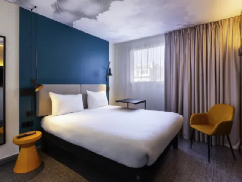 イビス マルセイユ サントル プレフェクチャール ノートルダム・ドゥ・ラ・ガルド寺院周辺のホテル