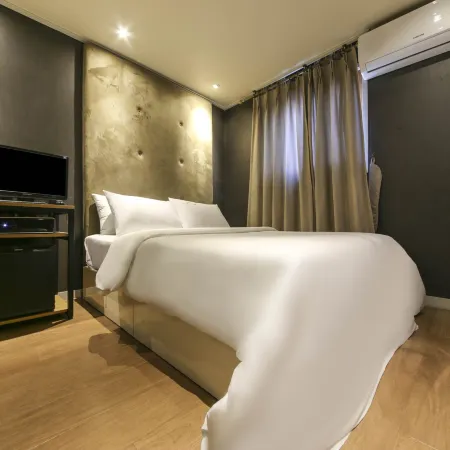 Dobong Dobongsan Motel Отели рядом с достопримечательностью «Детская библиотека «Чудо» в районе Тобонгу»