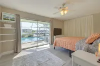 Waterfront Punta Gorda Paradise: Dock & Pool! - WiFi