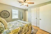 Charming Home w/ Porch: Walk to Greers Ferry Lake! - Интернет