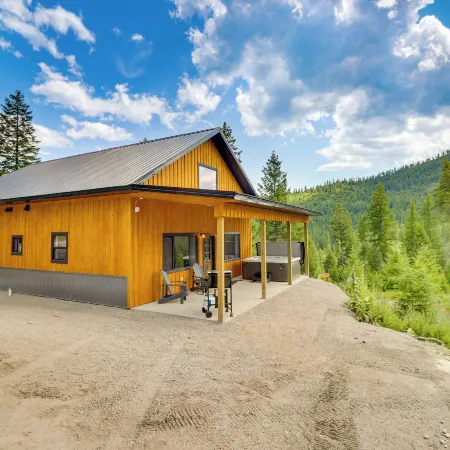 Modern Lakeside Cabin w/ Mountain Views & Hot Tub!