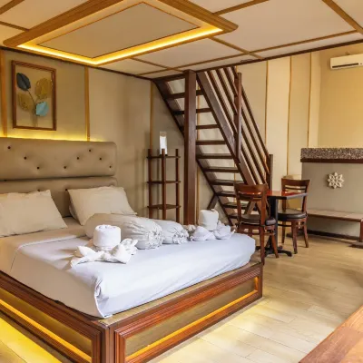 Family Hotel Gradia 2 Hotel dekat Museum D'Topeng Kingdom