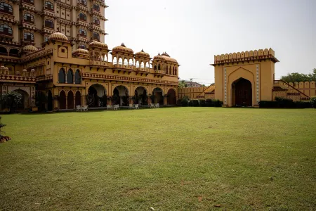 Umaid Haveli-A Heritage Style Hotel & Resort