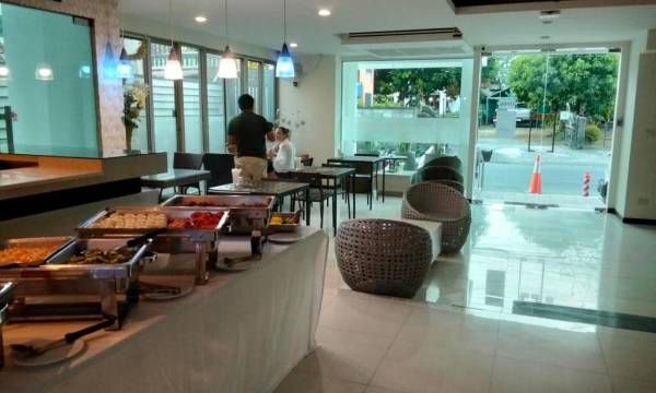 Yenna Apartment