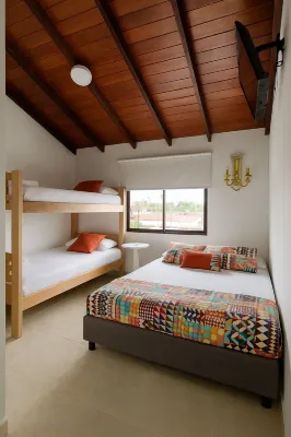 호텔 무초 로 부에노  호텔