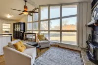 7 Mi to Neuse River! Family Home w/ Poolside Oasis