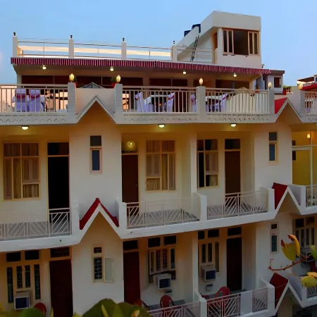 Chakrah by Hermitage Rishikesh