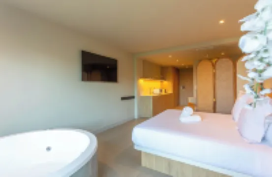 Reina Victoria La Plaza 2