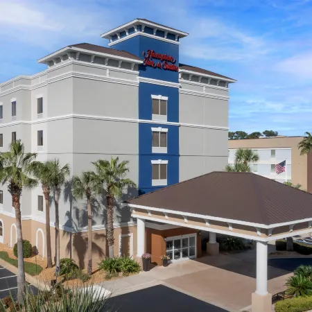 Hampton Inn & Suites Lake City