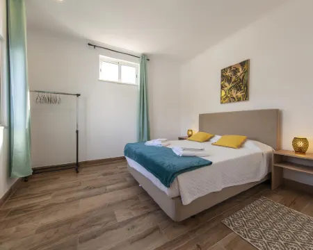 HH 02 - Bedroom 2 in Olive Hills Guesthouse Hotels in Silves