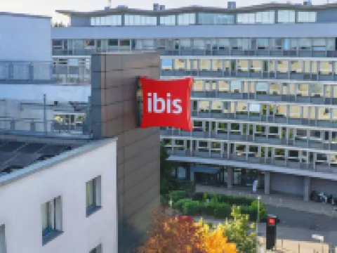 宜必思克拉特夫中心酒店 鄰近瓦維爾城堡的酒店