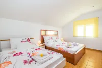 Apartment Lorena - 3-stjärniga