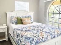 Paradise - Golf Cart Rental, Kayaks, Paddle Boat, Fishing & Swimming Hotels in Hernando Beach